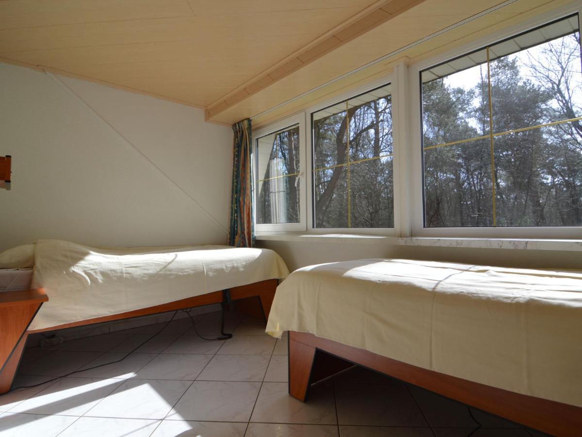 Holiday Home With Pool Sauna Lunteren Eksteriør bilde