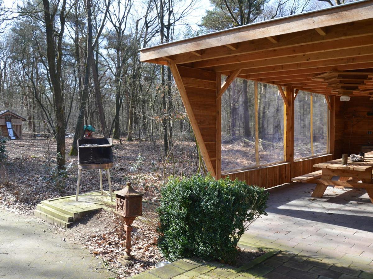 Holiday Home With Pool Sauna Lunteren Eksteriør bilde